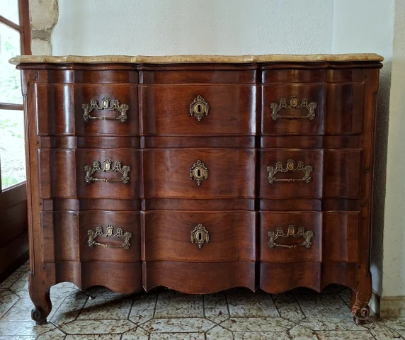Bordelaise Arbalète Chest of Drawers in Solid Mahogany, Louis XV Period, Marble Top