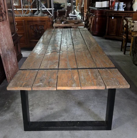 Industrial recycled wood dining table – Jack Daniel's Old Time Old No.7 Brand — Good condition