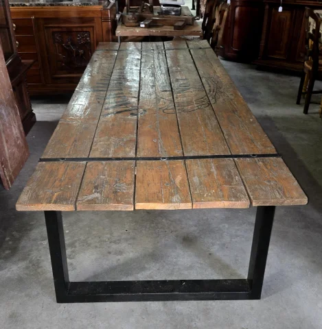 Industrial recycled wood dining table – Jack Daniel's Old Time Old No.7 Brand — Good condition