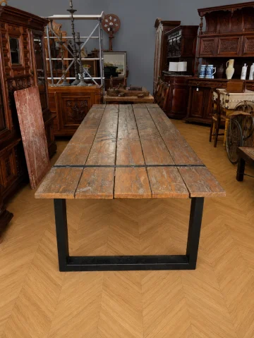 Industrial recycled wood dining table – Jack Daniel's Old Time Old No.7 Brand — Good condition