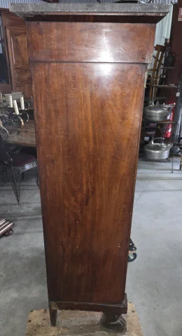 Empire-period fall-front secrétaire in mahogany and gilt bronze — Good condition
