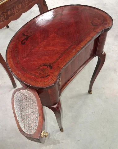 Commode de Dame in Marquetry, Louis XV style — Good condition
