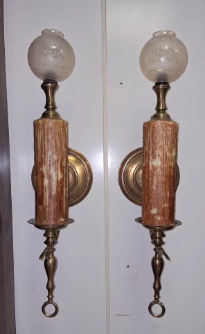 Coppia di Applique in Stile Bougeoir a Cera Fusa — Buono stato