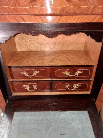 Secrétaire de Dame style Louis XV Transition – Marqueterie de Bois de Rose et Bois de Violette — Bon état