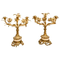 Paire de Bougeoirs style Louis XV Rocaille En Bronze Doré Et Marbre