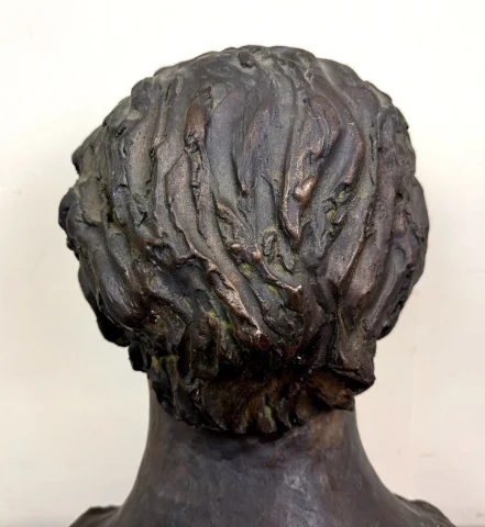 Bedeutende signierte und datierte Bronze auf Sockel, 1981 — Guter Zustand