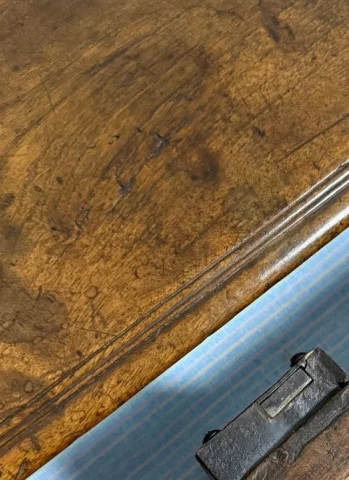 buffet época Luis XIII en madera de frutales — Buen estado