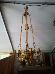 Gilt bronze counterweight chandelier – swan and chimera decoration – 19th century