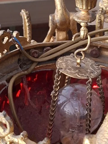 Gilt bronze counterweight chandelier – swan and chimera decoration – 19th century — Good condition