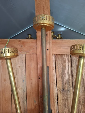 Dreiflammige Wandleuchte aus Messing – 1950er–1960er Jahre — Guter Zustand