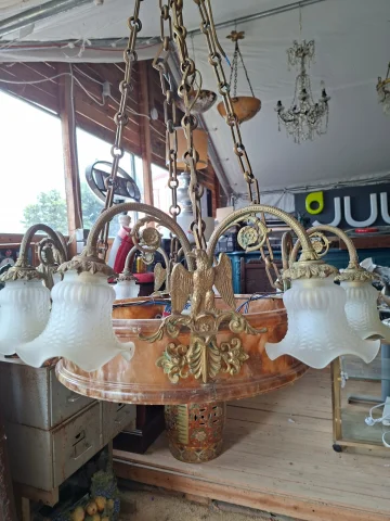 Kronleuchter im Empire-Stil mit Adlern, vergoldete Bronze und Alabaster – 6 Flammen — Guter Zustand