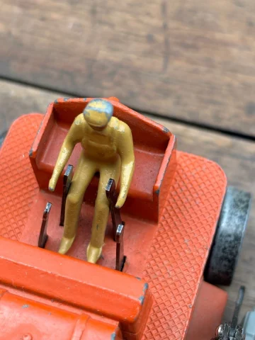 Dinky Super Toys Bulldozer — Guter Zustand