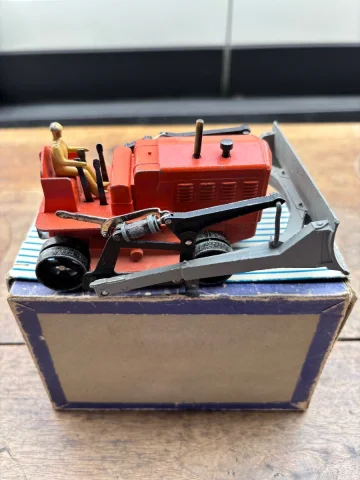 Dinky Super Toys Bulldozer — Guter Zustand