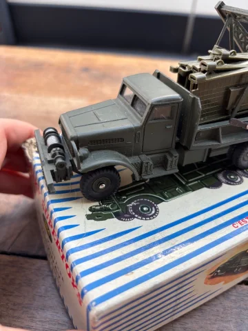 Dinky Super Toys Militär-LKW Brockway mit Pontonbrücke — Guter Zustand