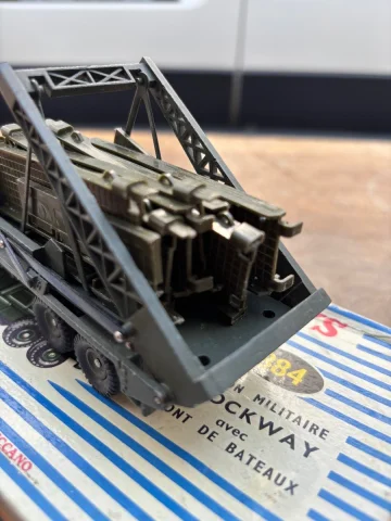 Dinky Super Toys Militär-LKW Brockway mit Pontonbrücke — Guter Zustand