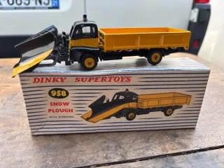 Dinky Super Toys Snow Plough with Windows