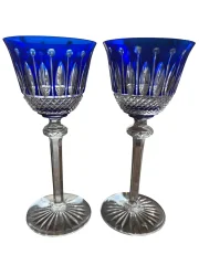 Paar Saint-Louis-Tommy-Gläser in Kobaltblau, Höhe 19,8 cm (1 Glas mit einer Abplatzung – siehe Fotos)