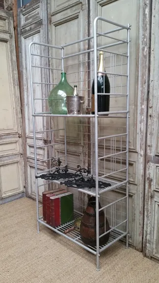 Regal-Ausstellungsstand der Weinlese, Aluminiumbäckerei;