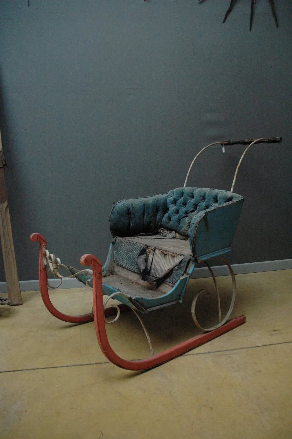 Nice antiques small  sledge