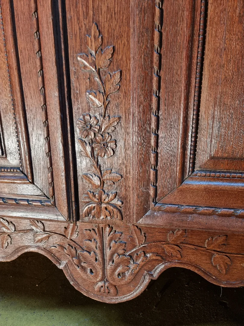 French antique weeding cabinet  with birds