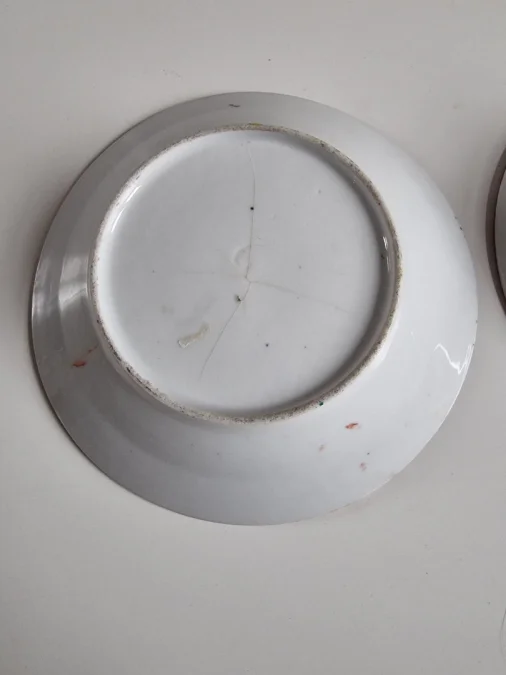Pair of deep plates in fine Bayeux porcelain