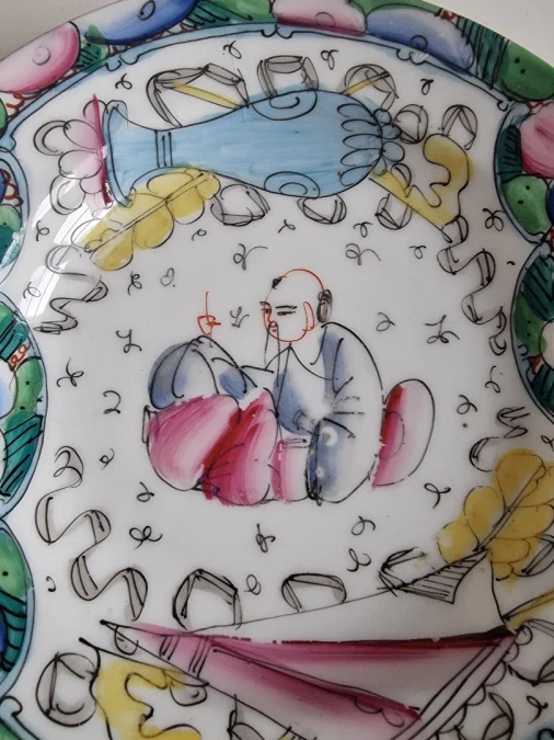 Pair of deep plates in fine Bayeux porcelain