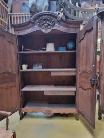 Ancienne  armoire Normande de mariage