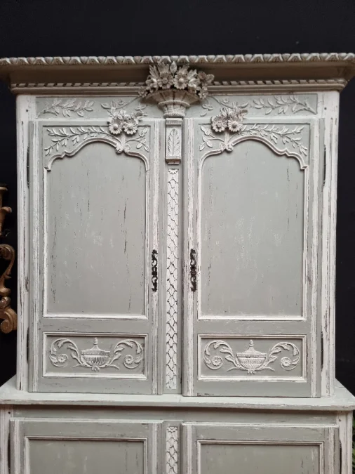 French painted wedding Buffet from Normandy