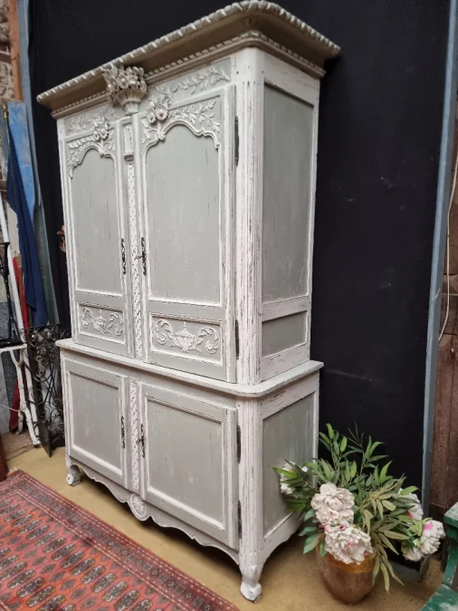 French painted wedding Buffet from Normandy