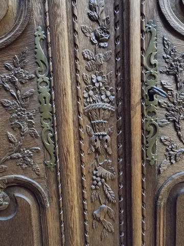 important Armoire Normande de mariage ( Fécamp ) — Très bon état