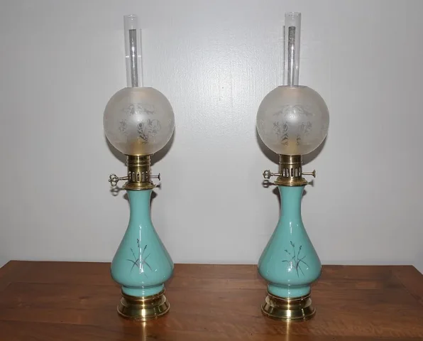 PAAR BENZINLAMPEN