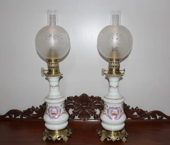 PAAR BENZINLAMPEN