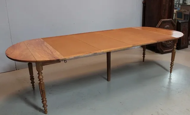 LOUIS PHILIPPE PEIROD TABLE