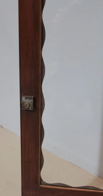 DISPLAY CABINET