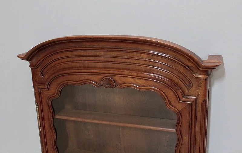 DISPLAY CABINET