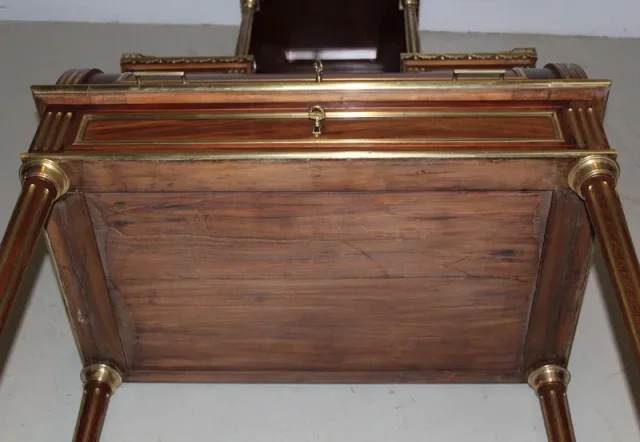 Bureau Cylindre à Gradin Louis XVI en Acajou XIXe