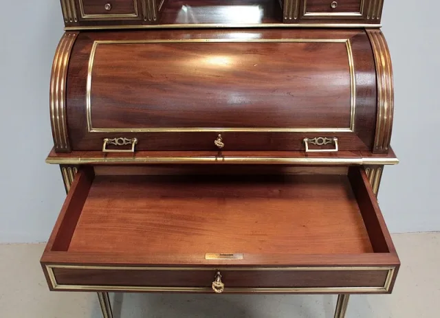 Bureau Cylindre à Gradin Louis XVI en Acajou XIXe