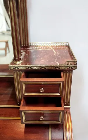 Bureau Cylindre à Gradin Louis XVI en Acajou XIXe