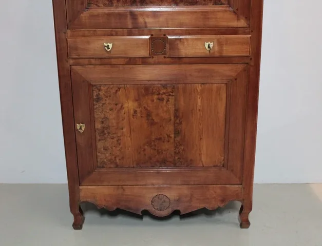 GABINETE DE ESTILO LOUIS XV