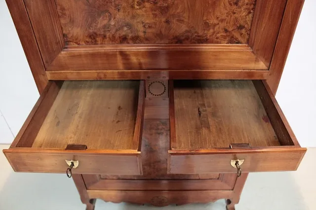 GABINETE DE ESTILO LOUIS XV