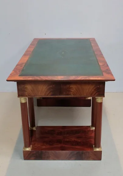 EMPIRE STIJLBUREAU