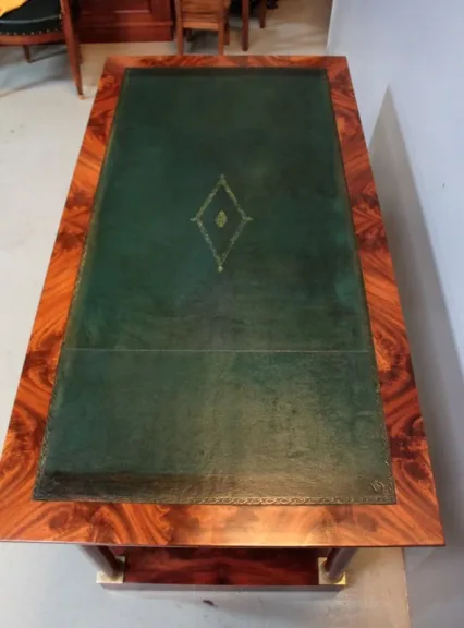 EMPIRE STIJLBUREAU