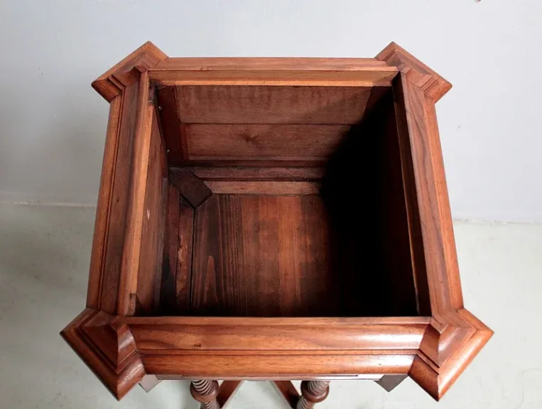JARDINIERE