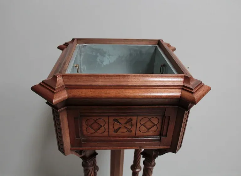 JARDINIERE