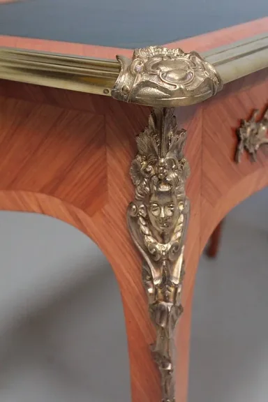 LOUIS XV SCHREIBTISCH