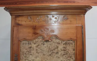 Bonnetière Charentaise Louis XV en Merisier XIXe