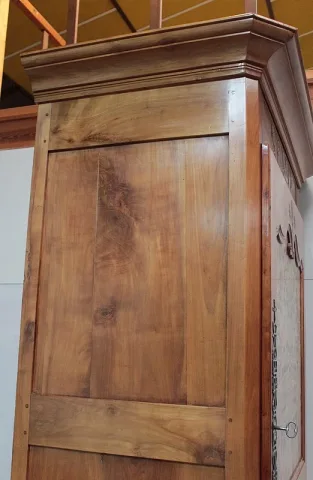 Bonnetière Charentaise Louis XV en Merisier XIXe