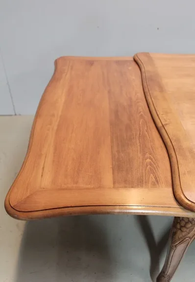 FRENCH REGENCY STILTISCH