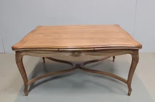 FRENCH REGENCY STILTISCH