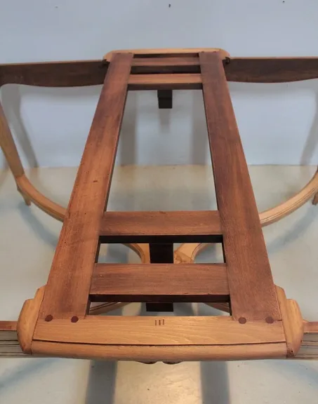 FRENCH REGENCY STILTISCH